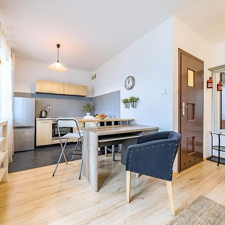 Apartament Z Balkonem I Bezplatnym Parkingiem Gdansk Bagian luar foto