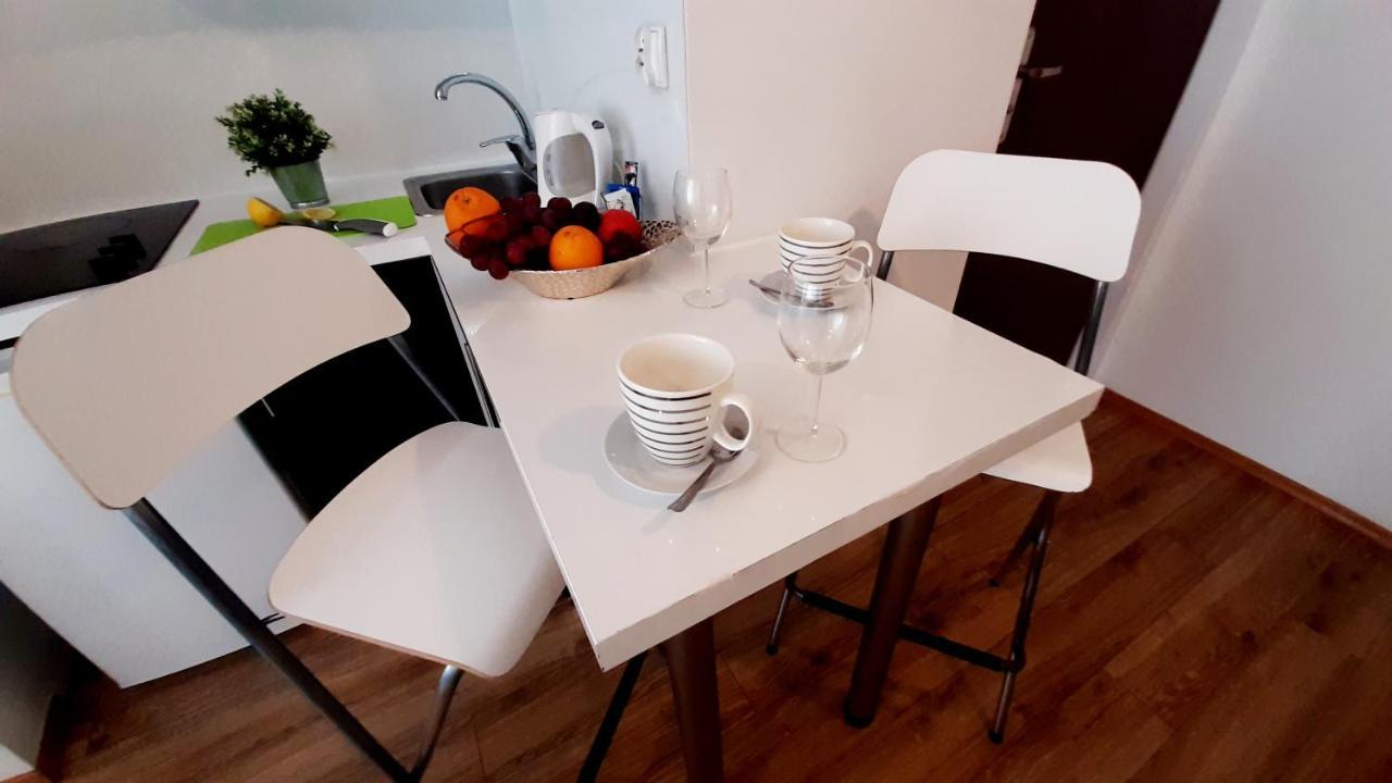 Apartament Z Balkonem I Bezplatnym Parkingiem Gdansk Bagian luar foto
