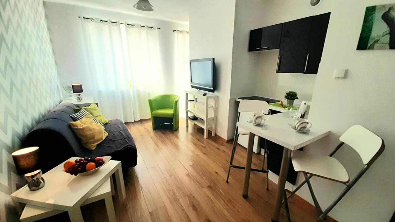 Apartament Z Balkonem I Bezplatnym Parkingiem Gdansk Bagian luar foto