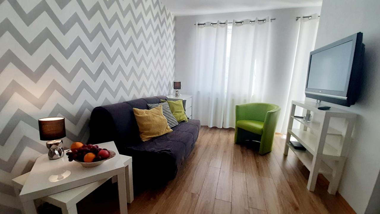 Apartament Z Balkonem I Bezplatnym Parkingiem Gdansk Bagian luar foto