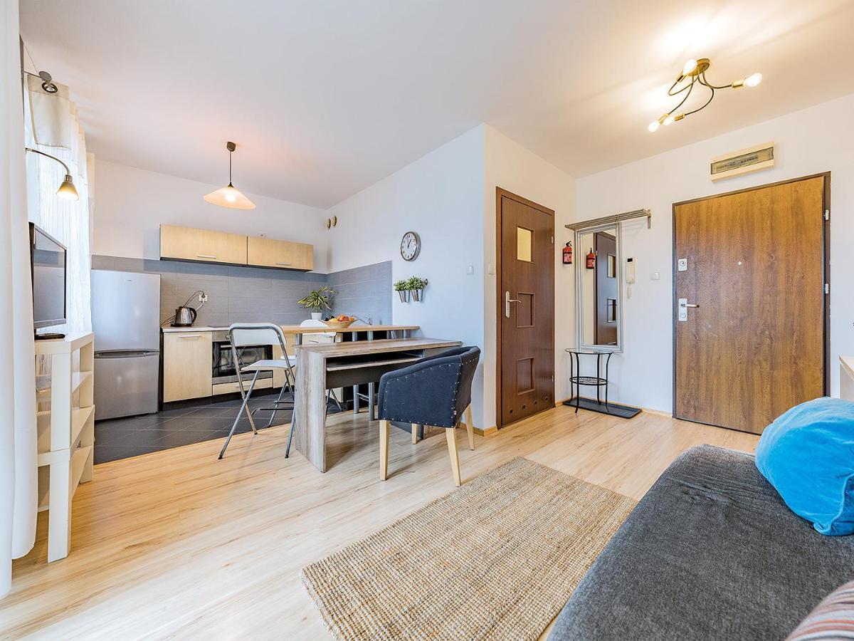 Apartament Z Balkonem I Bezplatnym Parkingiem Gdansk Bagian luar foto