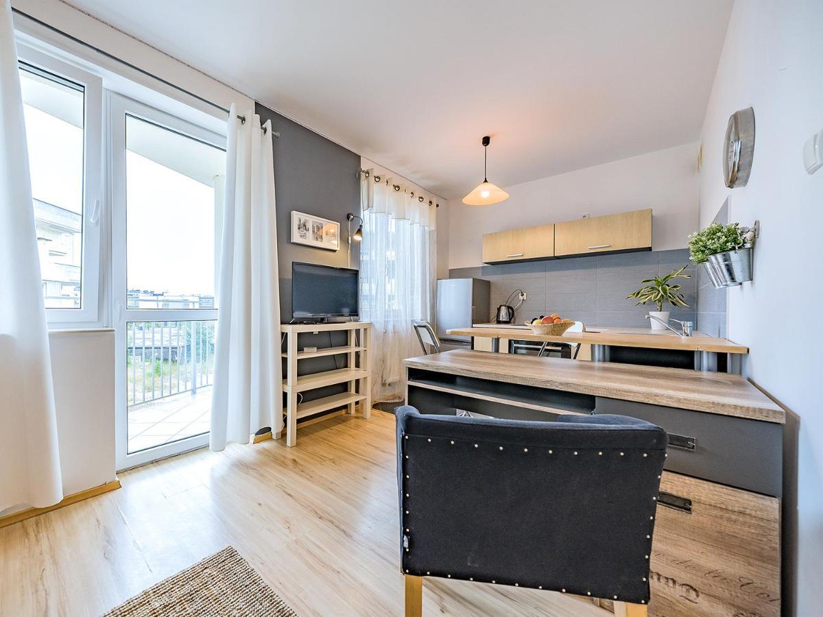 Apartament Z Balkonem I Bezplatnym Parkingiem Gdansk Bagian luar foto